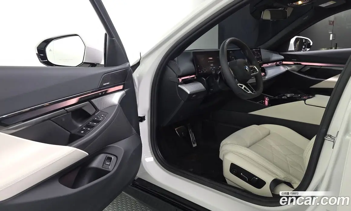 BMW 5 серия 2025 2.0 автомат (гидро), фото 13 BMW 5 серия 2025 2.0 автомат (гидро), фото 13
