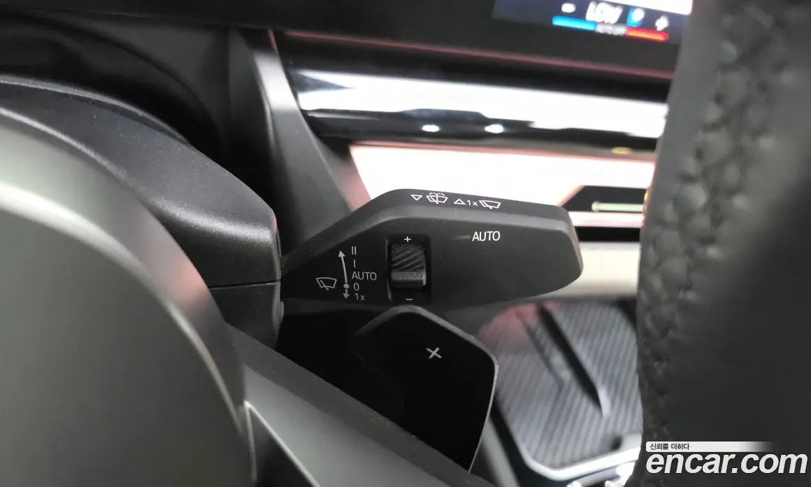BMW 5 серия 2025 2.0 автомат (гидро), фото 32 BMW 5 серия 2025 2.0 автомат (гидро), фото 32
