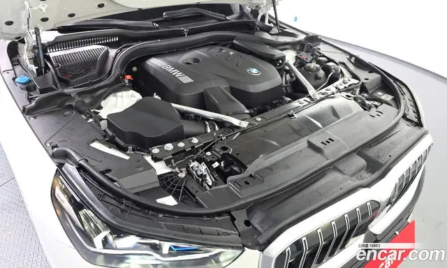 BMW 5 серия 2025 2.0 автомат (гидро), миниатюра 6 BMW 5 серия 2025 2.0 автомат (гидро), миниатюра 6