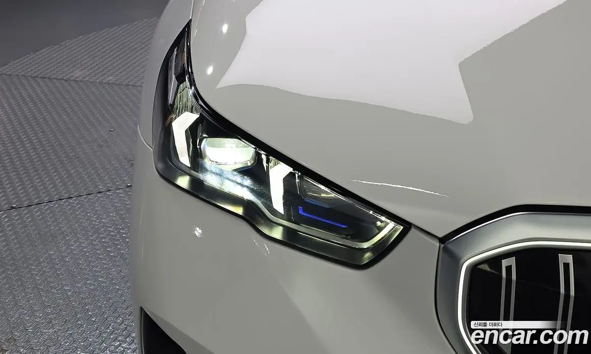 BMW 5 серия 2025 2.0 автомат (гидро), фото 8 BMW 5 серия 2025 2.0 автомат (гидро), фото 8