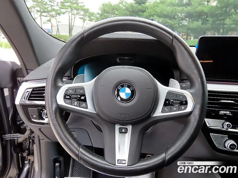 BMW 6 серия 2023 2.0 автомат (гидро), фото 8