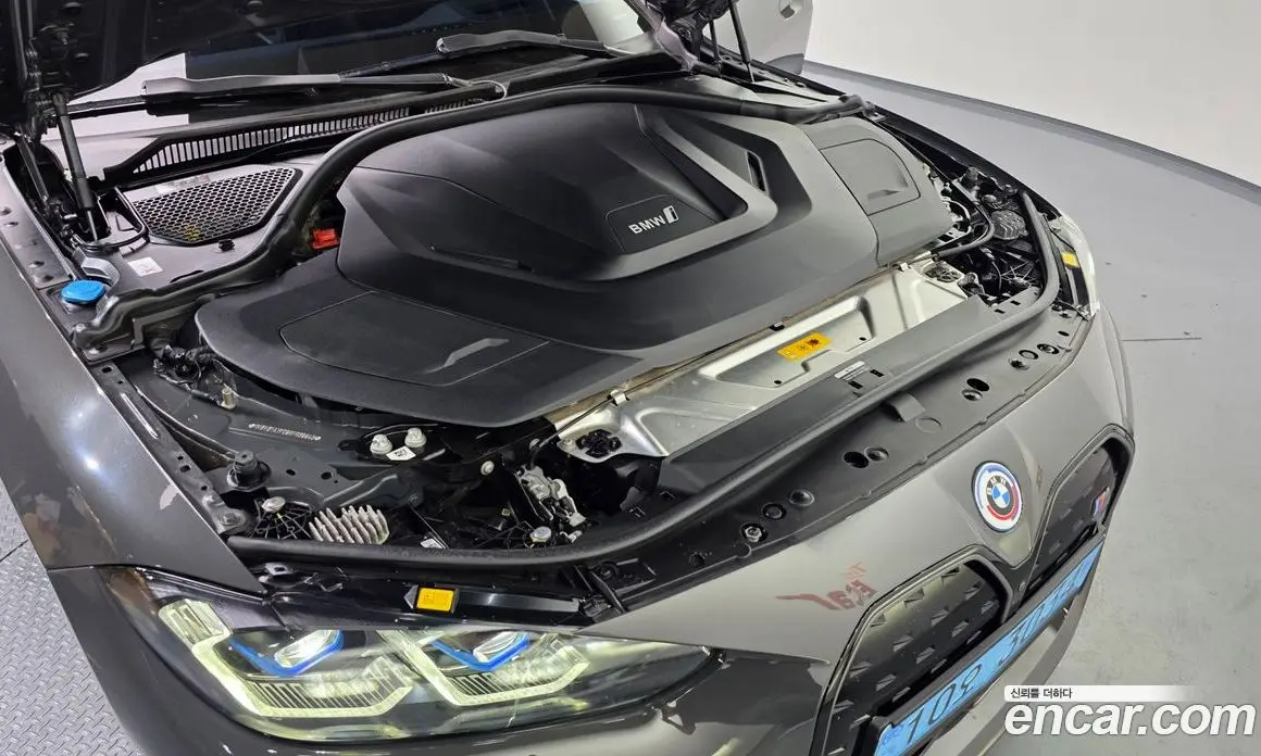 BMW i4 2023 0.2 автомат (гидро), фото 6