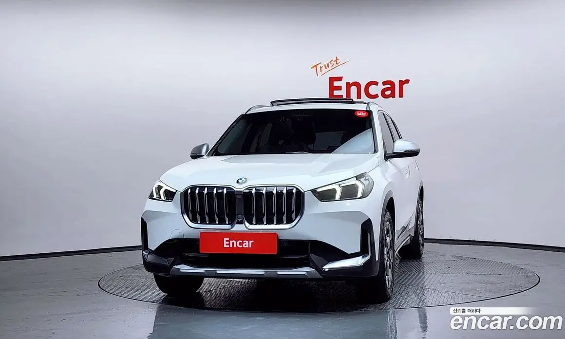 BMW X1 2024 2.0 автомат (гидро), фото 3 BMW X1 2024 2.0 автомат (гидро), фото 3