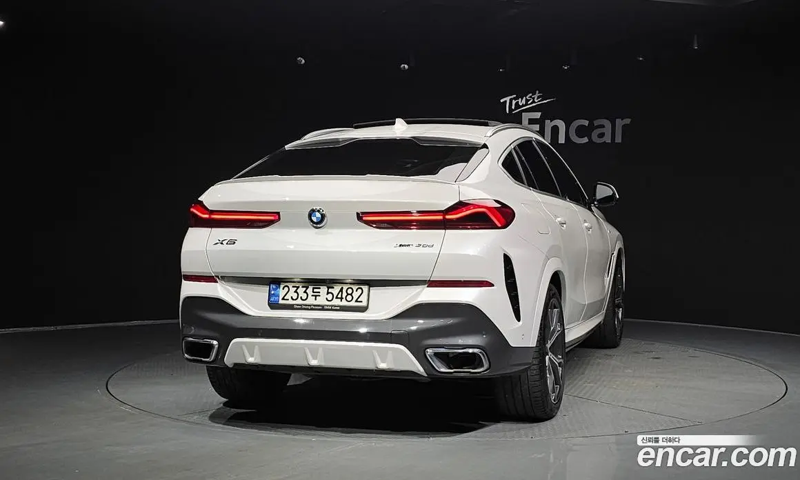 BMW X6 2021 3.0 автомат (гидро), фото 4 BMW X6 2021 3.0 автомат (гидро), фото 4