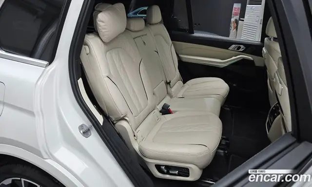 BMW X7 2023 3.0 автомат (гидро), миниатюра 11