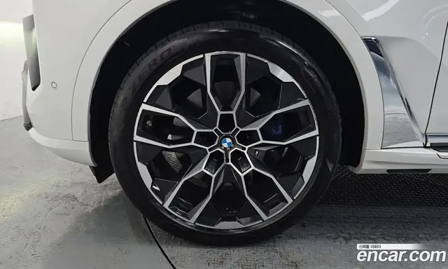 BMW X7 2023 3.0 автомат (гидро), миниатюра 5
