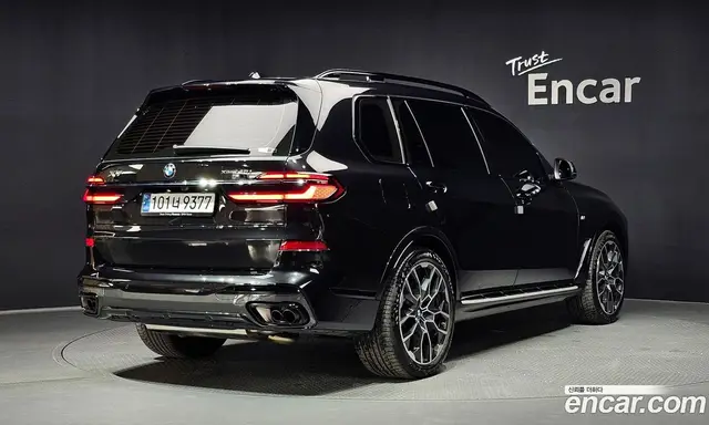 BMW X7 2025 3.0 автомат (гидро), миниатюра 2