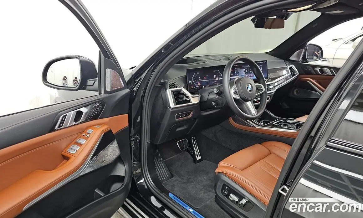 BMW X7 2025 3.0 автомат (гидро), фото 13