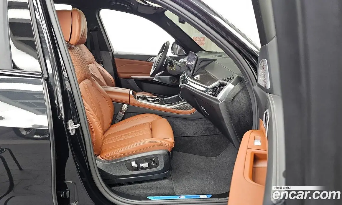 BMW X7 2025 3.0 автомат (гидро), фото 17