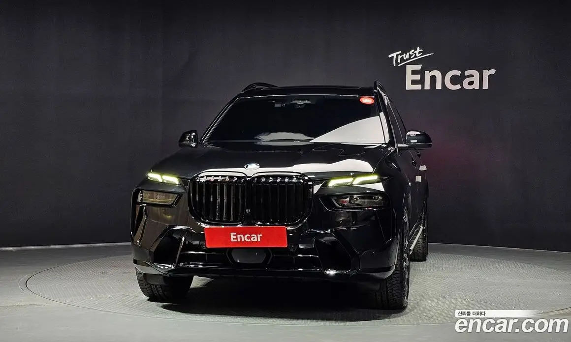 BMW X7 2025 3.0 автомат (гидро), фото 3