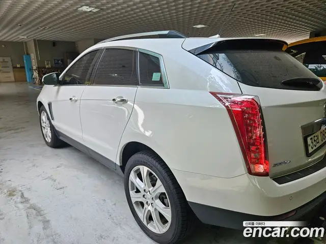 Cadillac SRX 2015 3.0 автомат (гидро), миниатюра 3