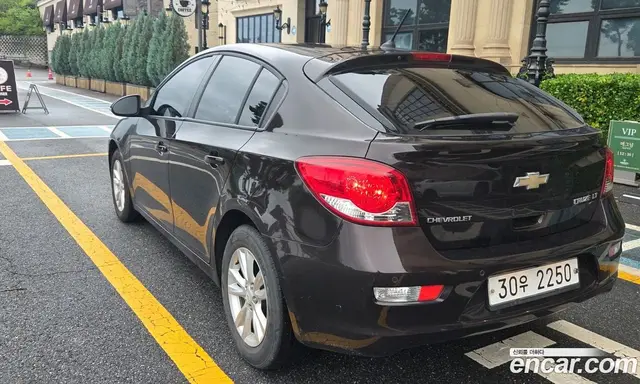 Chevrolet Cruze 2013 1.8 автомат (гидро), миниатюра 2 Chevrolet Cruze 2013 1.8 автомат (гидро), миниатюра 2