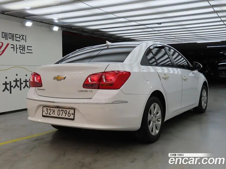 Chevrolet Cruze 2016 1.8 автомат (гидро), фото 2 Chevrolet Cruze 2016 1.8 автомат (гидро), фото 2