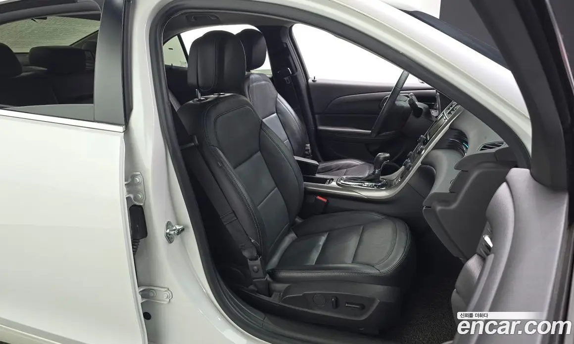 Chevrolet Malibu 2015 2.0 автомат (гидро), фото 12 Chevrolet Malibu 2015 2.0 автомат (гидро), фото 12