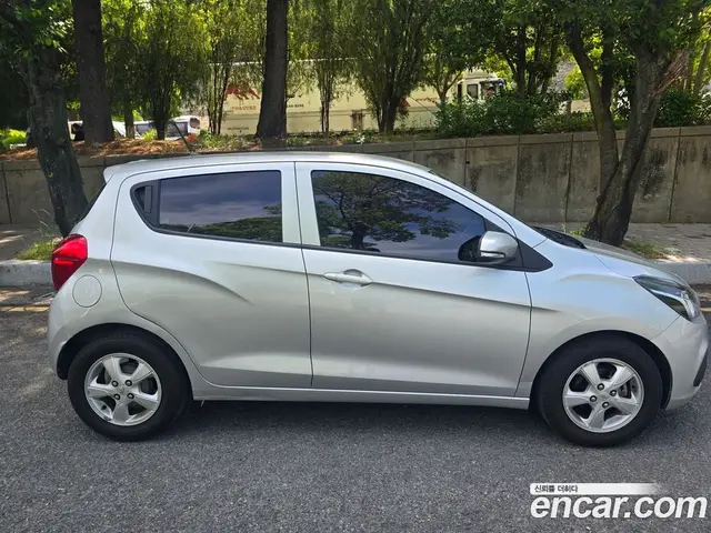Chevrolet Spark 2015 1.0 автомат (гидро), миниатюра 3