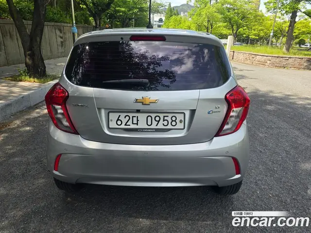 Chevrolet Spark 2015 1.0 автомат (гидро), миниатюра 5
