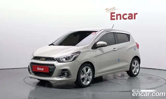 Chevrolet Spark 2016 1.0 автомат (гидро), миниатюра 1