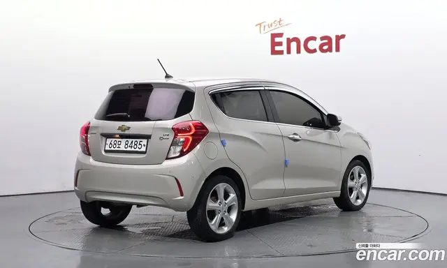 Chevrolet Spark 2016 1.0 автомат (гидро), миниатюра 2