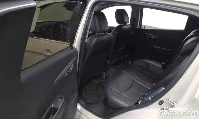 Chevrolet Spark 2016 1.0 автомат (гидро), миниатюра 11