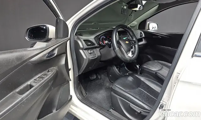 Chevrolet Spark 2017 1.0 автомат (гидро), миниатюра 10