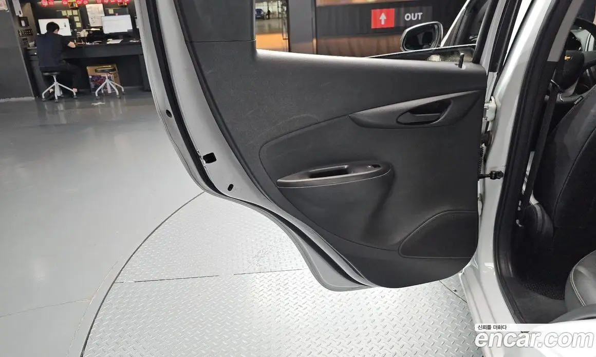 Chevrolet Spark 2018 1.0 автомат (гидро), фото 15 Chevrolet Spark 2018 1.0 автомат (гидро), фото 15