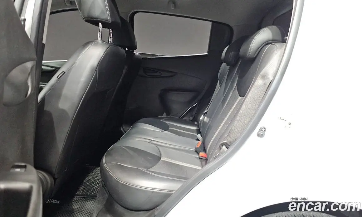 Chevrolet Spark 2018 1.0 автомат (гидро), фото 16 Chevrolet Spark 2018 1.0 автомат (гидро), фото 16