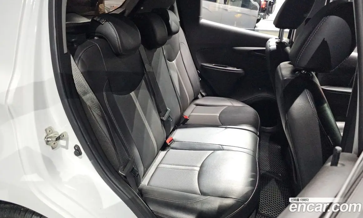 Chevrolet Spark 2018 1.0 автомат (гидро), фото 17 Chevrolet Spark 2018 1.0 автомат (гидро), фото 17