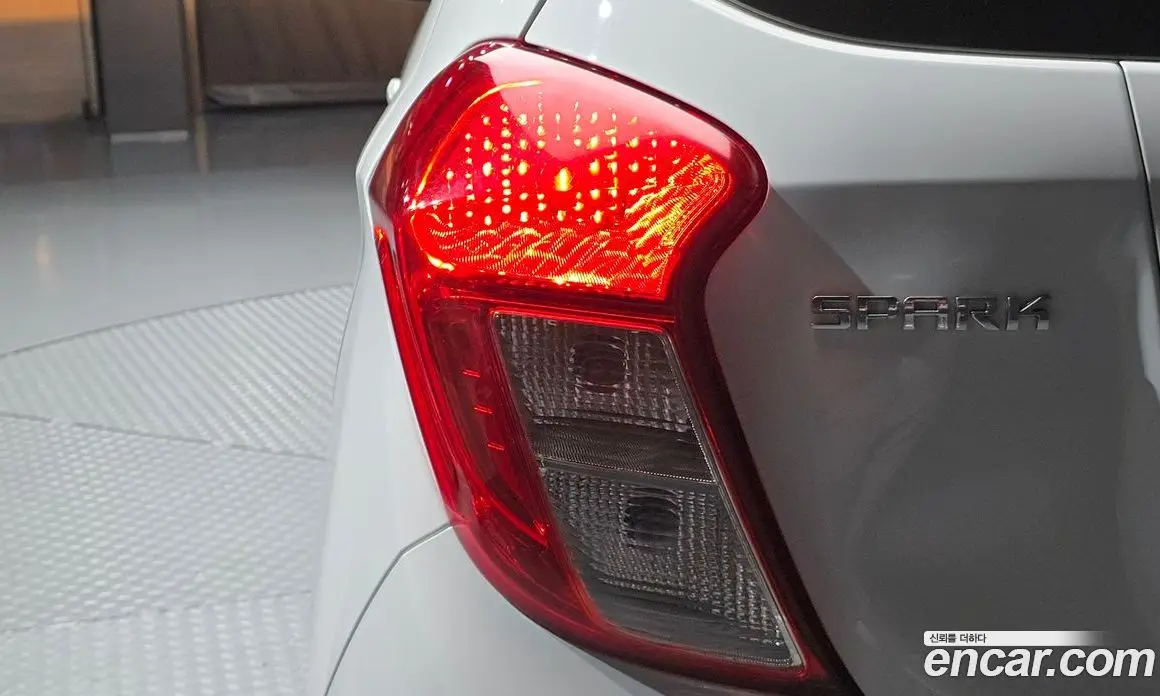 Chevrolet Spark 2018 1.0 автомат (гидро), фото 9 Chevrolet Spark 2018 1.0 автомат (гидро), фото 9