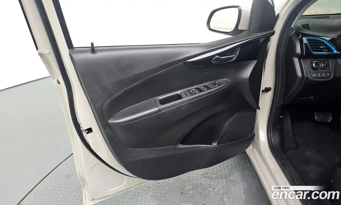 Chevrolet Spark 2018 1.0 автомат (гидро), фото 14 Chevrolet Spark 2018 1.0 автомат (гидро), фото 14