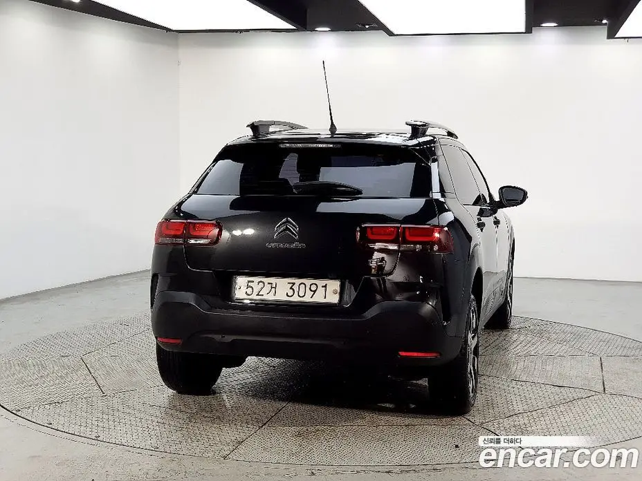 Citroen C4 Cactus 2018 1.6 автомат (гидро), фото 3 Citroen C4 Cactus 2018 1.6 автомат (гидро), фото 3