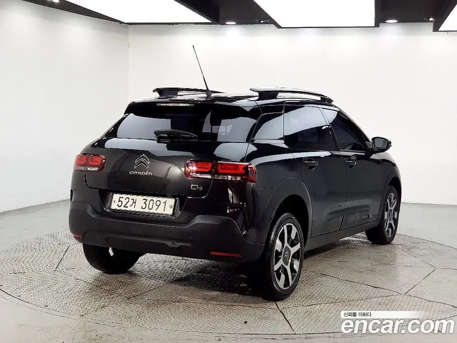 Citroen C4 Cactus 2018 1.6 автомат (гидро), фото 4 Citroen C4 Cactus 2018 1.6 автомат (гидро), фото 4
