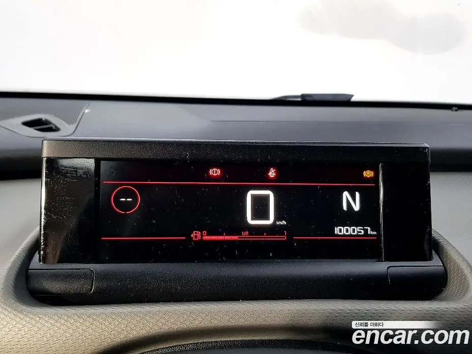 Citroen C4 Cactus 2018 1.6 автомат (гидро), фото 7 Citroen C4 Cactus 2018 1.6 автомат (гидро), фото 7