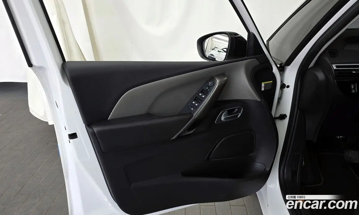 Citroen C4 Spacetourer 2021 1.5 автомат (гидро), фото 14 Citroen C4 Spacetourer 2021 1.5 автомат (гидро), фото 14