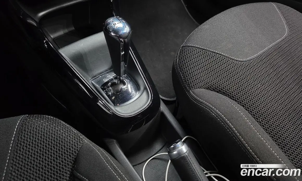 Citroen DS3 2015 1.6 автомат (гидро), фото 9 Citroen DS3 2015 1.6 автомат (гидро), фото 9