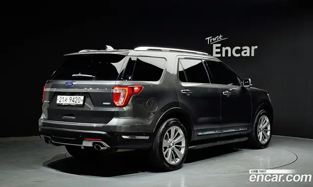Ford Explorer 2018 2.3 автомат (гидро), миниатюра 2 Ford Explorer 2018 2.3 автомат (гидро), миниатюра 2