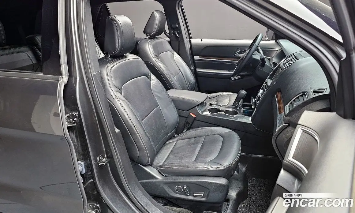 Ford Explorer 2018 2.3 автомат (гидро), фото 12 Ford Explorer 2018 2.3 автомат (гидро), фото 12