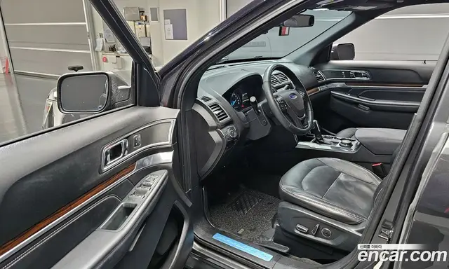 Ford Explorer 2018 2.3 автомат (гидро), миниатюра 10 Ford Explorer 2018 2.3 автомат (гидро), миниатюра 10