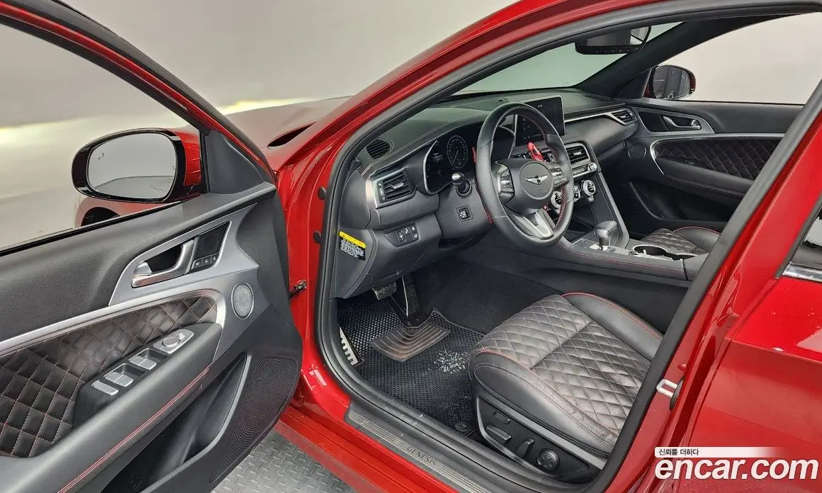 Genesis G70 2019 3.3 автомат (гидро), фото 13 Genesis G70 2019 3.3 автомат (гидро), фото 13