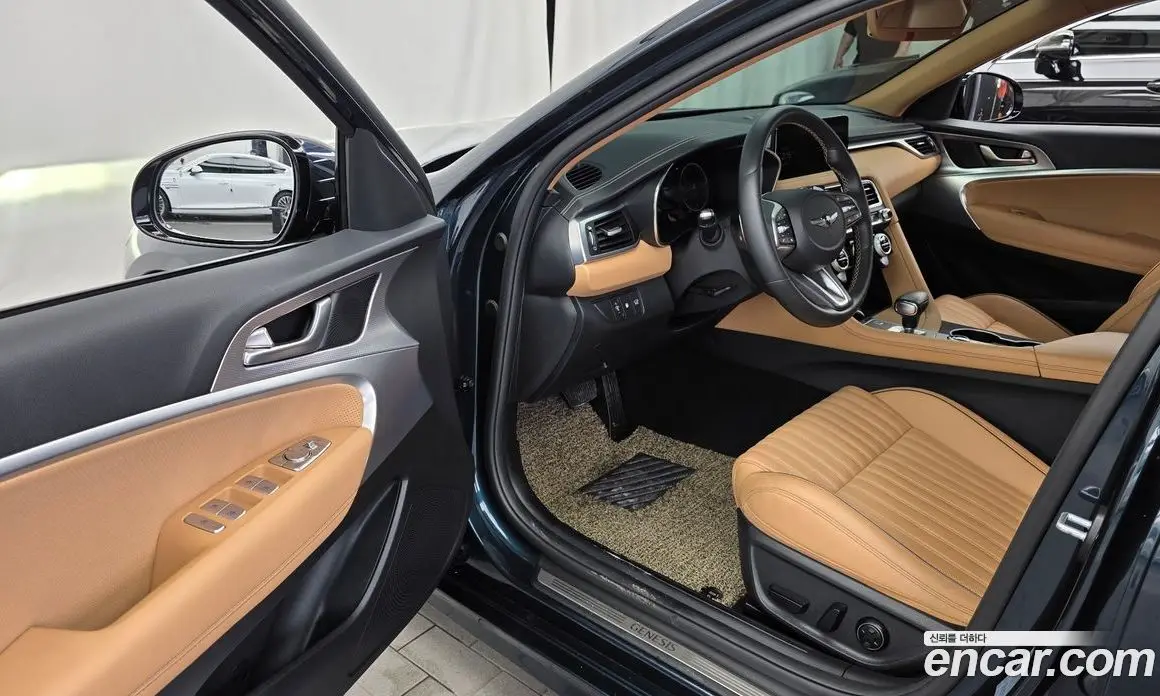 Genesis G70 2022 2.0 автомат (гидро), фото 13 Genesis G70 2022 2.0 автомат (гидро), фото 13