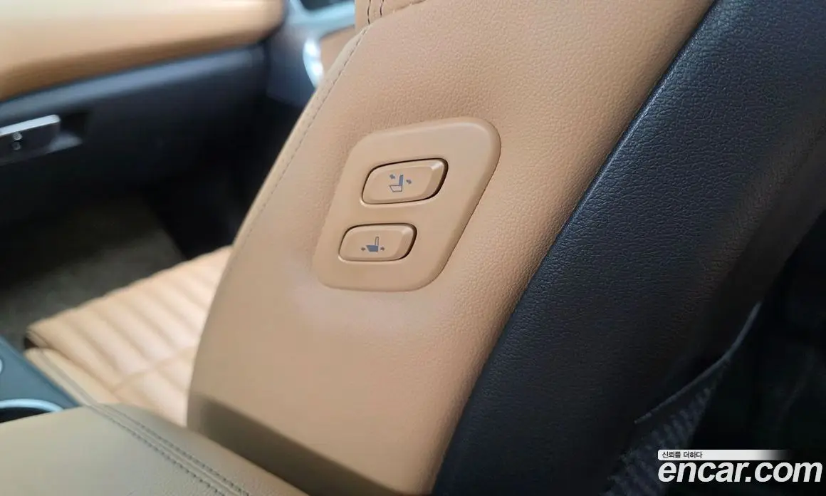 Genesis G70 2022 2.0 автомат (гидро), фото 30 Genesis G70 2022 2.0 автомат (гидро), фото 30