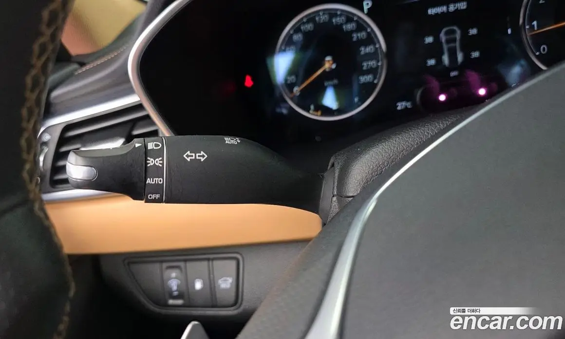 Genesis G70 2022 2.0 автомат (гидро), фото 37 Genesis G70 2022 2.0 автомат (гидро), фото 37