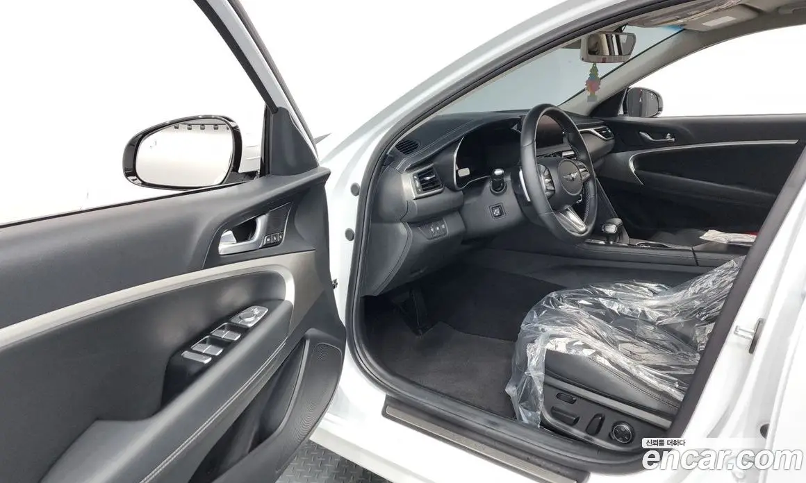 Genesis G70 2023 2.0 автомат (гидро), фото 13