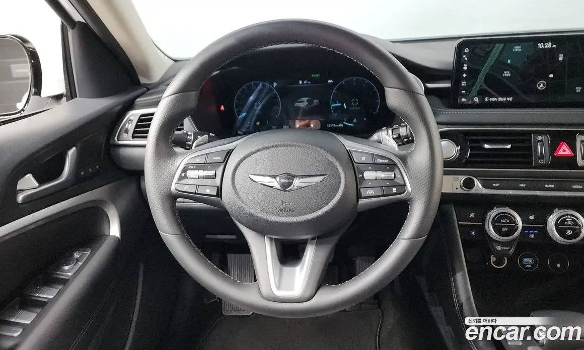 Genesis G70 2023 2.0 автомат (гидро), фото 19