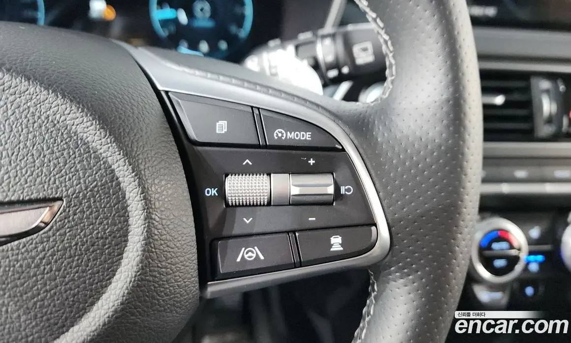 Genesis G70 2023 2.0 автомат (гидро), фото 23