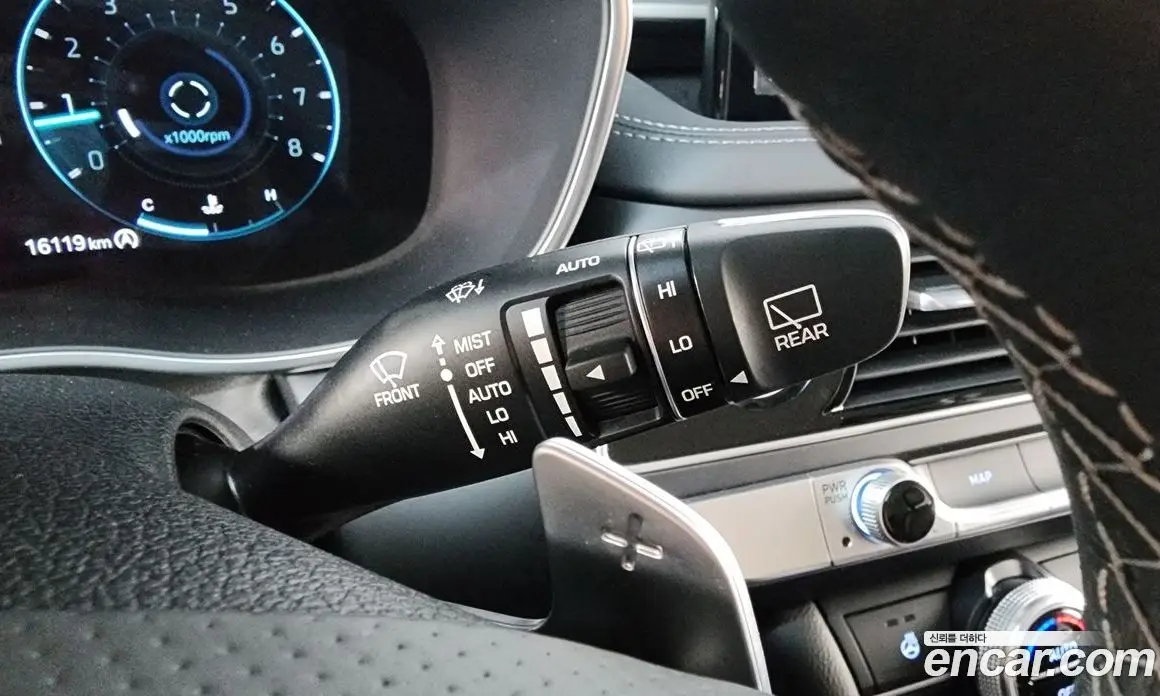 Genesis G70 2023 2.0 автомат (гидро), фото 29