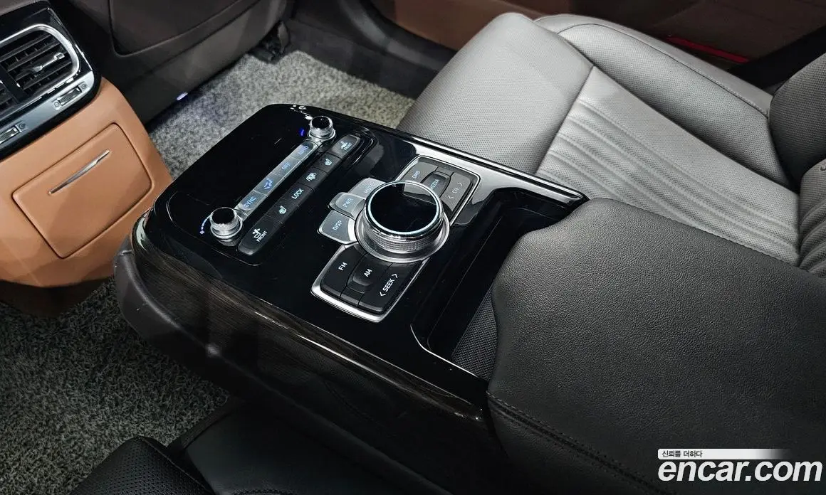 Genesis G90 2020 3.8 автомат (гидро), фото 18 Genesis G90 2020 3.8 автомат (гидро), фото 18