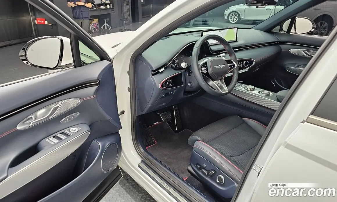 Genesis GV70 2021 2.5 автомат (гидро), фото 13 Genesis GV70 2021 2.5 автомат (гидро), фото 13