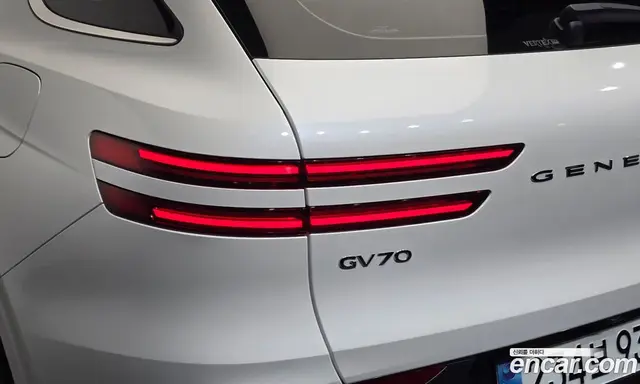Genesis GV70 2025 2.5 автомат (гидро), миниатюра 9 Genesis GV70 2025 2.5 автомат (гидро), миниатюра 9