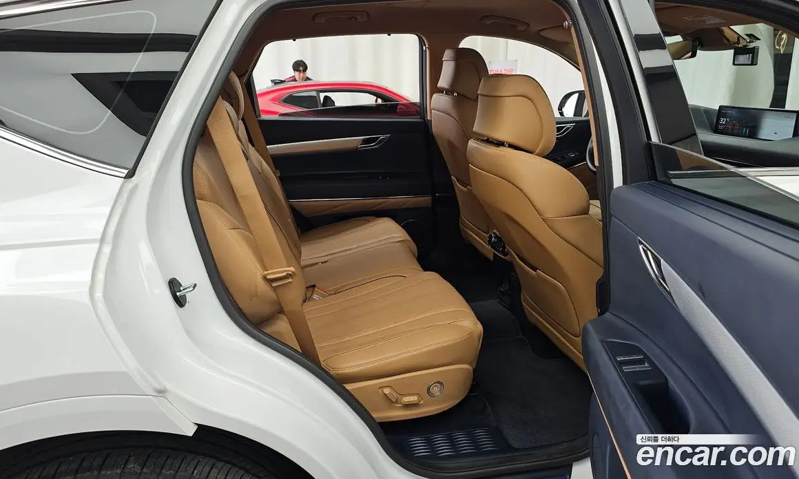 Genesis GV80 2020 2.5 автомат (гидро), фото 18 Genesis GV80 2020 2.5 автомат (гидро), фото 18