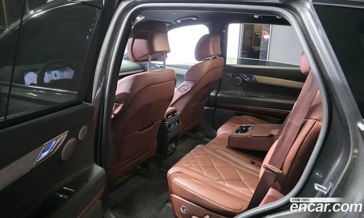 Genesis GV80 2024 2.5 автомат (гидро), фото 11 Genesis GV80 2024 2.5 автомат (гидро), фото 11